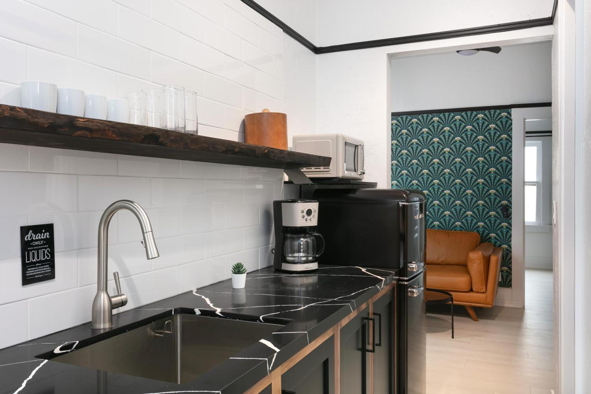 417 Market St 2br 3*